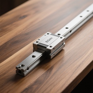 Egh15sa độ cứng cao tự sắp xếp hướng dẫn tuyến tính đường ray thép tải trọng cao động cơ bánh răng mang bốn hướng tải bằng nhau - Product Image 6