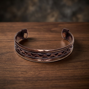 Bracelet de luxe en cuivre sculpté à la main, artisanat indien traditionnel, thérapie magnétique, soulagement de l'arthrite, bijoux de guérison - Product Image 2
