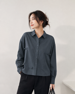 Chemise à manches longues minimaliste pour femme avec boutons mandarin pour le bureau - Product Image 5