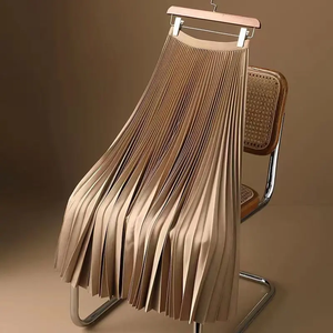 تنورة نسائية ساتان سادة ذات ثنيات بمقاسات كبيرة من المصنع مباشرة - Product Image 1