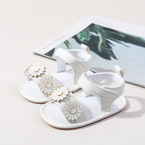 Hermosos diseños de flores Sólido Pu Cuero Verano Bebé Niñas Sandalias Zapatos - Product Image 6