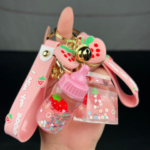 Nuevo Llavero Líquido Kawaii <span class=keywords><strong>2023</strong></span>, Lindo Llavero con Forma de Taza de Té con Leche y Fresa, Botella de Bebida, Anillo Flotante con Boba - Product Image 3