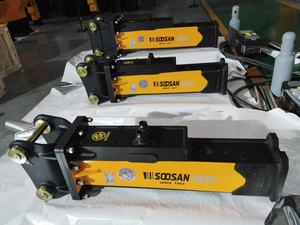 Martillo Hidráulico SOOSAN Silence Box Tipo SQ30 para Excavadora, Martillo Demoledor de Rocas, Nuevo, para Excavadoras y Cargadoras de 2.5-4.5 Toneladas - Product Image 2