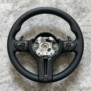 Volante in Pelle Migliorato per <span class=keywords><strong>BMW</strong></span> E90 <span class=keywords><strong>E87</strong></span> E83 E92 E84 E71 <span class=keywords><strong>F20</strong></span> F23 F30 F32 F33 F34 F35 F36 F10 F25 F25 F48 F15 F12 F13 F16 - Product Image 1