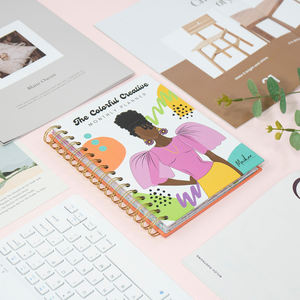 Cuaderno de autocuidado de tapa dura personalizado para chicas negras, diario de bienestar, motivación diaria <span class=keywords><strong>semanal</strong></span> mensual inspiradora en color negro - Product Image 4
