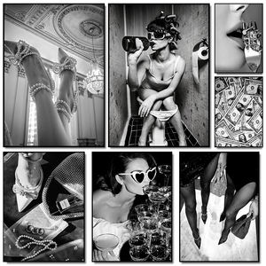 Póster de Moda <span class=keywords><strong>para</strong></span> Baño, Impresión Original en Lienzo con Pintura de Acuarela de Estilo Moderno de Mujer Sexy Sentada en el Inodoro y Fumando - Product Image 4