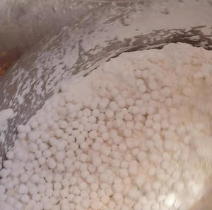 Yuanxiao classique au sésame noir, ravioli sucré congelé en vrac, dessert familial de riz glutineux, produit d'usine - Product Image 6