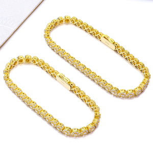 Pulsera de Cadena con Racimo de Flores de Diamantes Chapada en Oro Amarillo, Engaste Pavé, Corte Brillante Redondo, Estilo Clásico, Joyería Unisex Iced Out - Product Image 3