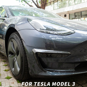 ชุดแต่งขอบไฟหน้า Tesla Model 3 สีดำเงา ลายคาร์บอน วัสดุ ABS สำหรับตกแต่งภายนอก ขนาด 390 มม. 15.35 นิ้ว - Product Image 3