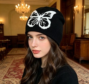 Gorros Reversibles de Invierno de Alta Calidad con Estampado Digital Jacquard Personalizado, Gorro Cálido a Prueba de Frío con Diseño de Puntos, Proveedor - Product Image 1