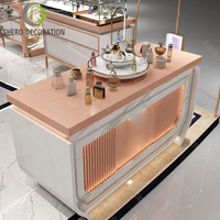 Nouveau Kiosque de centre commercial à la mode Affichage élégant Magasin complet Parfum Boutique Comptoir Design Intérieur Solutions Parfum Boutique Décor