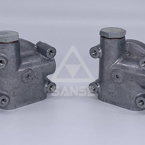 Parti dell'escavatore testa del filtro dell'olio R225-7 testa del filtro del carburante FS1242 di alta qualità - Product Image 4