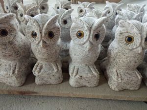 Sculpture d'animal <span class=keywords><strong>de</strong></span> jardin en pierre polie, hibou en granit et marbre sculpté à la main, décoration <span class=keywords><strong>de</strong></span> luxe - Product Image 3