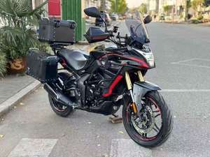 Motocicleta Voge300DS de 300cc a Gasolina para Aventuras Urbanas y al Aire Libre - Product Image 1