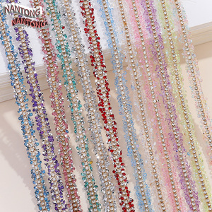 Tira de diamantes de imitación de Nantong de 0.9 cm de ancho con adhesivo termofusible de doble cara para ropa y accesorios - Product Image 1