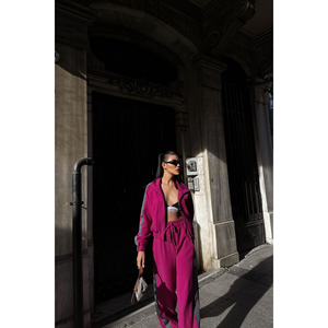 Ensemble de survêtement confortable en nylon coupe-vent avec capuche et détails rayés sur les côtés, imprimé fuchsia, pour le jogging hivernal - Product Image 2