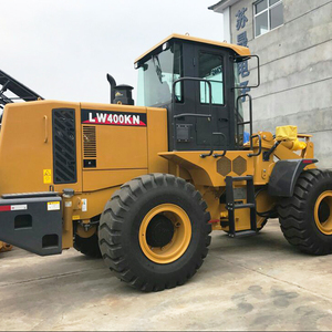 Productos Más Vendidos: Potente Excavadora de Ruedas de 4 Toneladas Lw400kn con Capacidad de Cucharón de 2.4m³, Componentes PLC y de Engranajes para Aplicaciones de Trabajo Pesado - Product Image 4