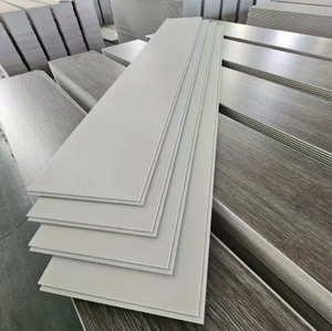 <span class=keywords><strong>พื้น</strong></span>ไวนิลกันน้ำกัน<span class=keywords><strong>ความ</strong></span>ชื้นและแรงกระแทก<span class=keywords><strong>พื้น</strong></span>คลิกหนักพร้อมเม็ดไม้สำหรับใช้ในโรงยิมภายนอกโรงเรียน - Product Image 4