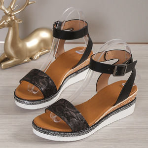 Sandales compensées confortables et tendance pour femme 2026, effet peau de serpent brillant, à bout ouvert, style plage, mules à plateforme - Product Image 2