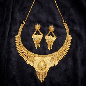 Micro Collares Chapados en Oro, Collares de Moda, Joyería Tradicional, Regalo para ella, Collares de Cobre y Latón Micro Chapados En Oro - Product Image 1