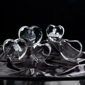 Ehre des Kristall-3D-Lasergravurwürfels Kristall Brief besch werer Crystal Cube Awards Foto 3D-Lasergravurwürfel Award