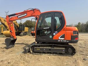 7.5TON รถขุด DX75ขนาดเล็ก Doosan มือสองสภาพดีพร้อม EPA - Product Image 6