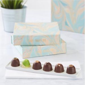 Boîtes cadeaux en papier magnétique pour chocolats avec séparateur en carton, boîtes à chocolats de mariage vides personnalisées - Product Image 3