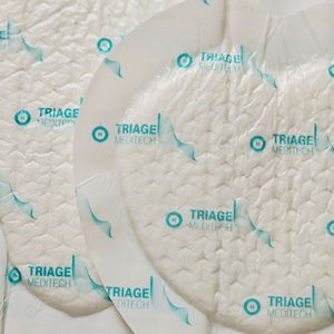 Apósito adhesivo de espuma de silicona PU de 4 capas para cama, de alta absorción, para la cicatrización de heridas sacrales, producto médico - Product Image 5