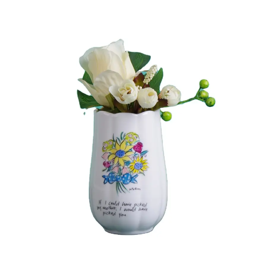 Fine Porcelain Fancy mini flower vase with pattern