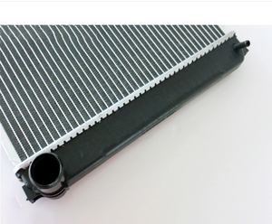 Radiador de aluminio de autopartes para Toyota PREVIA/RAV4 <span class=keywords><strong>07</strong></span> ACR50/AVA30 <span class=keywords><strong>MT</strong></span> OE 1640028560 NISSENS 64678A fábrica de radiadores de coche - Product Image 3