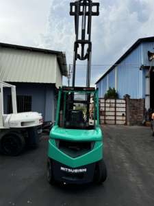 Carretilla elevadora diésel de segunda mano fabricada en Japón MITSUBISHI FD30 FD30NT de 3 toneladas a la venta - Product Image 5