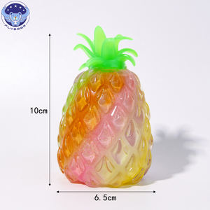 ألعاب إبداعية ضغط الأناناس ملونة كرة ضغط الأناناس ملونة لعبة أطفال ملائمة للتلاعب بالأناناس - Product Image 6
