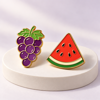 Maßgefertigte Moderne Metall-Emaille-Pins - Werbe-Pins mit Trauben- und Wassermelonen-Designs im Großhandel