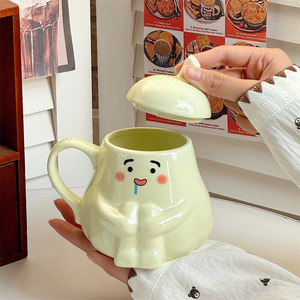 Tazza in Ceramica INS Embrace Pear, Divertente e Pratica Tazza da Bere con Coperchio, Regalo di Compleanno per Fidanzate, Tazza da Caffè - Product Image 2