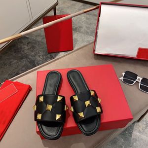 Sandali piatti da <span class=keywords><strong>donna</strong></span> in vera pelle <span class=keywords><strong>con</strong></span> logo personalizzato, tacco basso, casual, <span class=keywords><strong>con</strong></span> rivetti lucidi, di tendenza per l'estate - Product Image 5