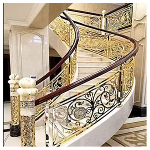 Main courante intérieure en métal d'escalier de balustrade en aluminium de couleur d'or pour la conception