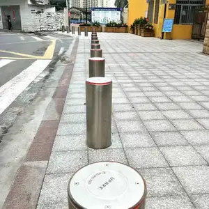 Traffic Safety Fixed Bollard with Led Light 4mm 6mm for Commercial Spaces Pedestrian Access