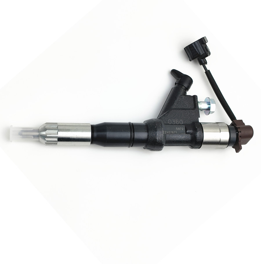 Common Rail Injector 095000-5972 Diesel Injector 23670-E0360 for HINO
