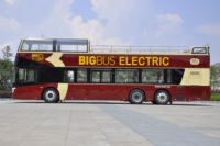 ANKAI double pont citybus 12 mètres 76 sièges toit ouvert avec toit de sécurité bus touristique couleur et motif gratuit personnalisé