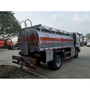 Camion-citerne FAW 4X2 pour l'alimentation en carburant des chantiers de construction, émissions et direction personnalisées, fabriqué en Chine, certifié ISO CCC - Product Image 6