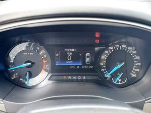 <span class=keywords><strong>Ford</strong></span> <span class=keywords><strong>Mondeo</strong></span> <span class=keywords><strong>2020</strong></span> 1.5T Turbo Sièges en tissu foncé Automatique Conduite à gauche Voiture d'occasion pour l'exportation - Product Image 5