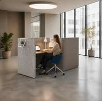 Cabine de bureau à plan ouvert avec structure en acier carbone, bureau double face en panneaux de particules et recharge sans fil