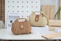 Sac à main en paille tressé fait main, sac de plage d'été, sac à bandoulière moderne et classique pour les vacances, nouveau produit tendance de l'été