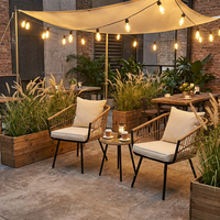 Ensemble bistrot moderne pliable en rotin tressé 2 pièces avec table d'appoint en verre trempé à cadre noir et coussins lavables crème pour extérieur