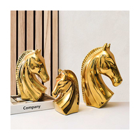 Décoration d'animaux en céramique de luxe léger Tête de cheval créative Porche doux Étude Bureau Table Artisanat Décoration intérieure