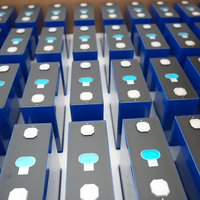 Cellule de batterie LiFePO4 prismatique de qualité A 3,2 V 314 Ah, cellules rechargeables au phosphate de fer et de lithium pour l'utilisation en stockage d'énergie solaire DIY
