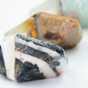 Champú y Jabón Artesanal de Leche de Cabra Herbal Anti-Acné C&H con Menta y <span class=keywords><strong>He</strong></span> <span class=keywords><strong>Shou</strong></span> <span class=keywords><strong>Wu</strong></span> para Todo Tipo de Piel - Product Image 5