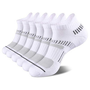 Chaussettes Crew en coton pour hommes Chaussettes de sport à tube court pour les jeunes, respirantes, évacuant la transpiration, simples, noires et blanches, pour le printemps et l'été - Product Image 5