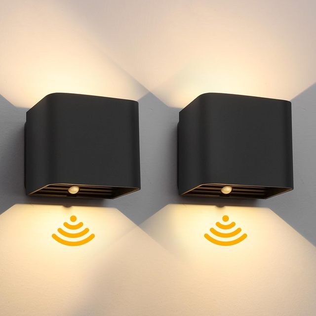 High Quality Rechargeable Wall Lamp Motion Sensor Light Adjustable Light Angle Wall Light Wireless