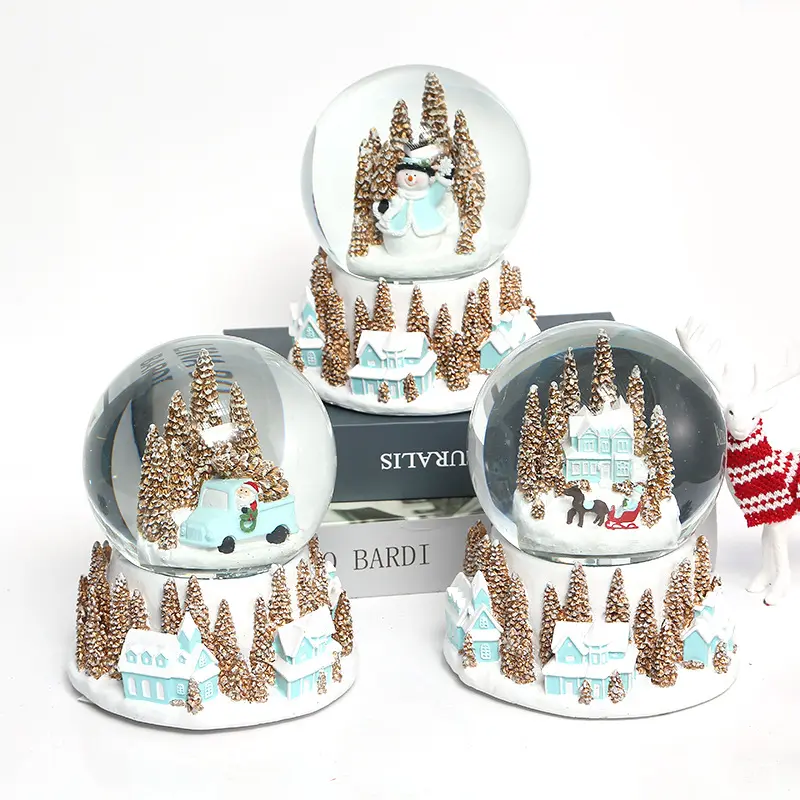 Custom personalized trip souvenir gift glass dome snowglobe resin dubai country crystal ball city snow globe with building